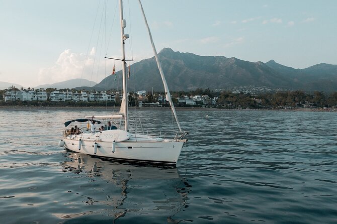 2 Hour Private Sailing Charter in Marbella - Snorkeling gear and paddle board: how included equipment turns a short trip into real water time