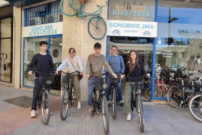 2h E-bike tours+1day extra in Malaga - La Malagueta beach: sea air plus an urban beach vibe
