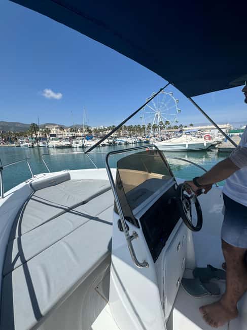 Benalmádena: Alquiler de barcos sin licencia Costa del Sol - License-free skipper life: what you’re really signing up for
