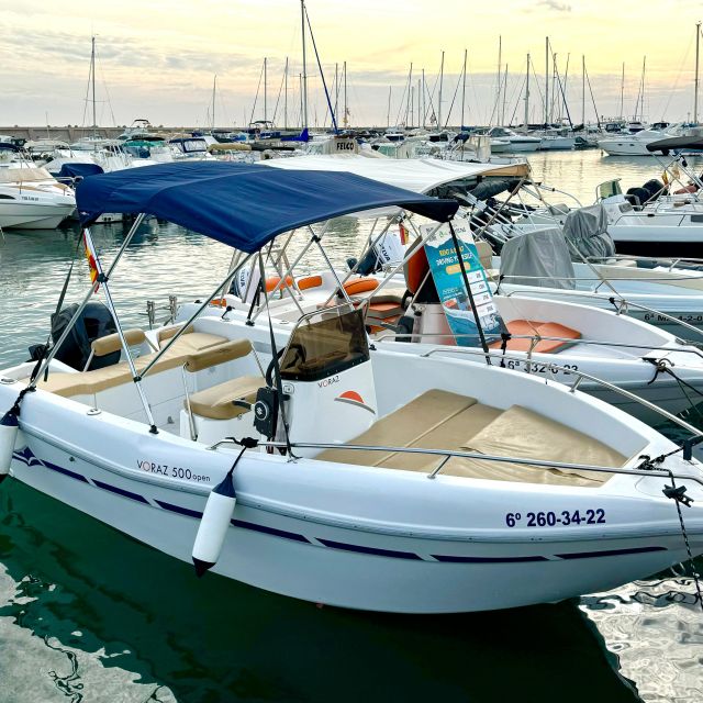 Benalmádena: Alquiler de barcos sin licencia Costa del Sol - The cruise flow: photo stop, picnic time, and wildlife watching