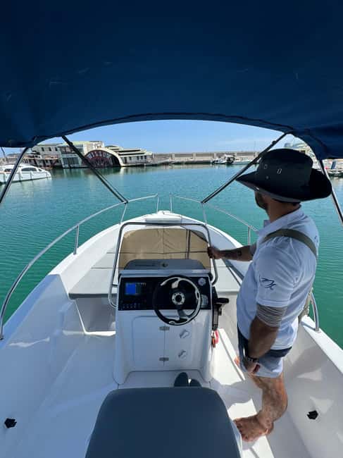 Benalmádena: Alquiler de barcos sin licencia Costa del Sol - Price and value: $35 per group up to 7