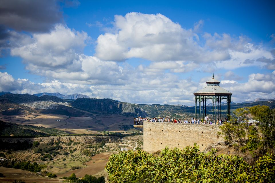 Best of Ronda: Guided Tour from Málaga - Meeting Point and Cruise Reality Check