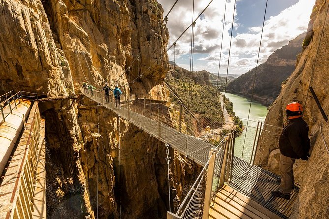 Caminito del Rey and Ardales Guided Tour from Costa del Sol - Caminito del Rey: What Makes This Walk Different