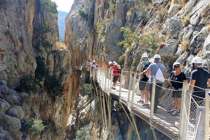 Caminito del Rey Group Tour directly from Malaga - The guide’s role: history you can feel on the ground