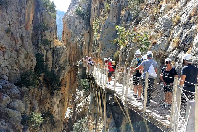 Caminito del Rey Private Walking Tour - The walk’s finish in El Chorro: plan for the bus back
