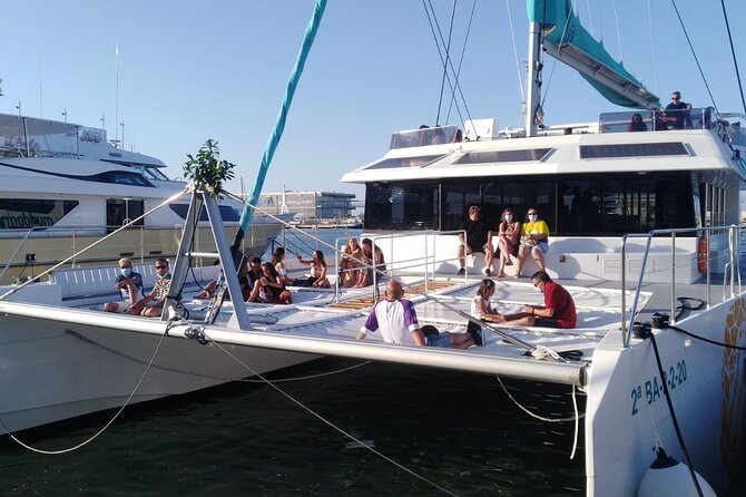 Catamaran tour with swimming stop in Malaga - The itinerary: sailing the bay, then a swim break