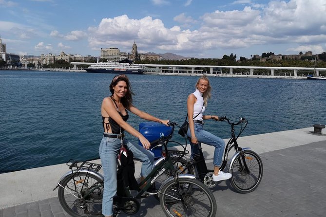 E-bike Tour and Rental in Malaga - Beyond the guided loop: beach promenade freedom to La Caleta