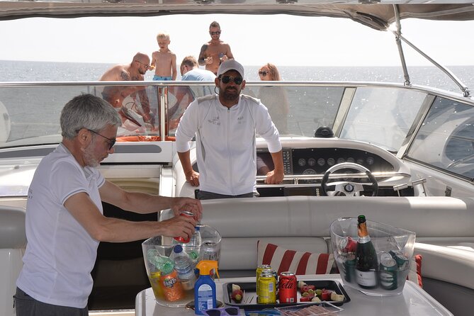 Enjoy the Marbella Coast on the Sunseeker 63 Predator Yacht - Meeting point at Pizza al corte: easy start, clear end