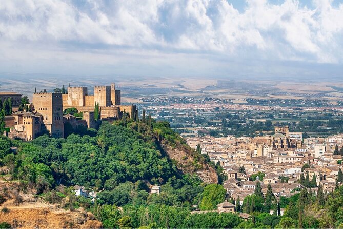 Excursion to Granada from Malaga - Stop 2: Ronda free time with guide advice before you roam