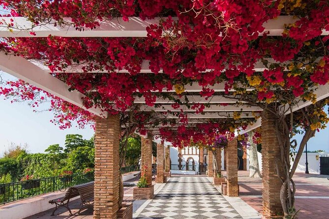 Excursion to Nerja & Frigiliana. - Wine and tapas in Frigiliana: included and easy to fit in