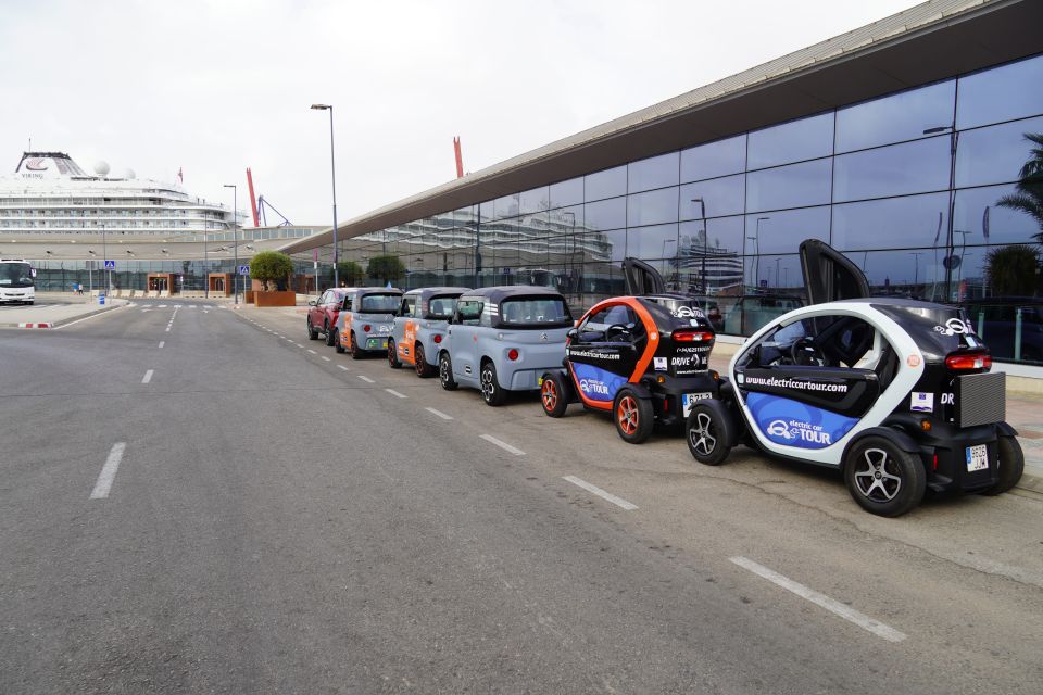 Explore Málaga and the Treasure Caves by Electric Car - How the Guide System Works: Audio-GPS, Radio, and a Second Guide Car