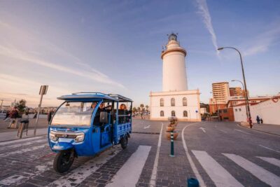 Express tuktuki tour in Malaga: Gibralfaro Viewpoint and Photography - Starting at Alegría Flamenco y Gastronomía (The Easy Head-Start)