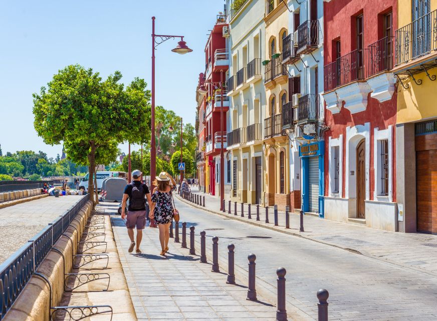 From Costa del Sol: Sevilla Day Trip with Real Alcázar Tour - Getting to the Real Alcázar: where the timing matters