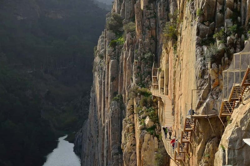 From Malaga: Caminito del Rey guided tour + round-trip transportation - Caminito del Rey by Coach: Why This 7-Hour Loop Works