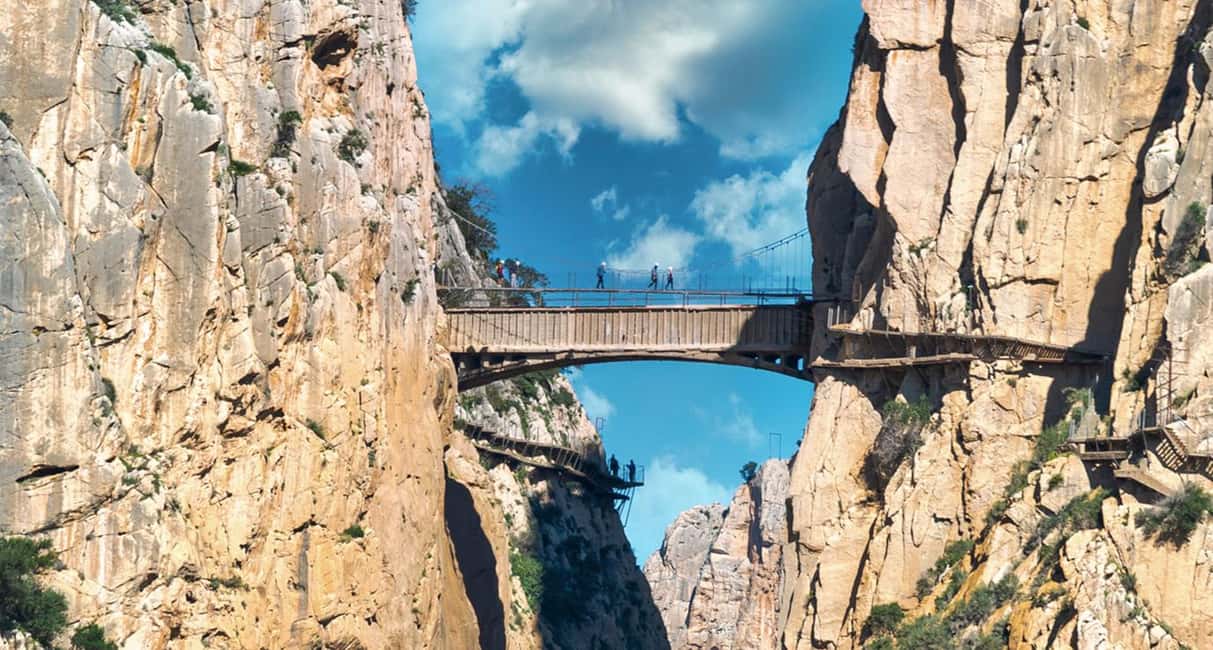 From Malaga: Caminito del Rey guided tour + round-trip transportation - Pace, Views, and Photo Time on the Trail