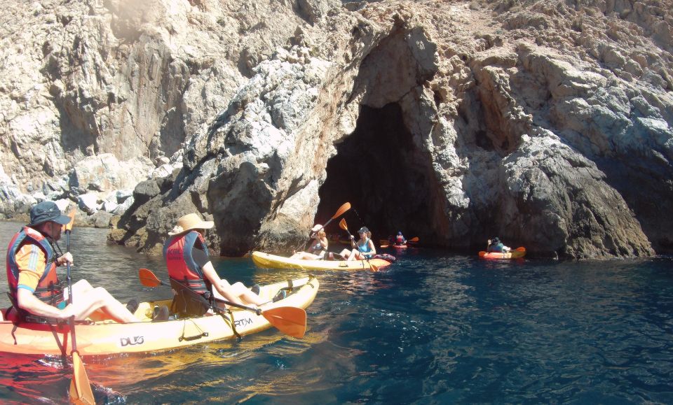 From Málaga: Cliffs of Maro-Cerro Gordo Guided Kayaking Tour - What to bring: your day-planning checklist