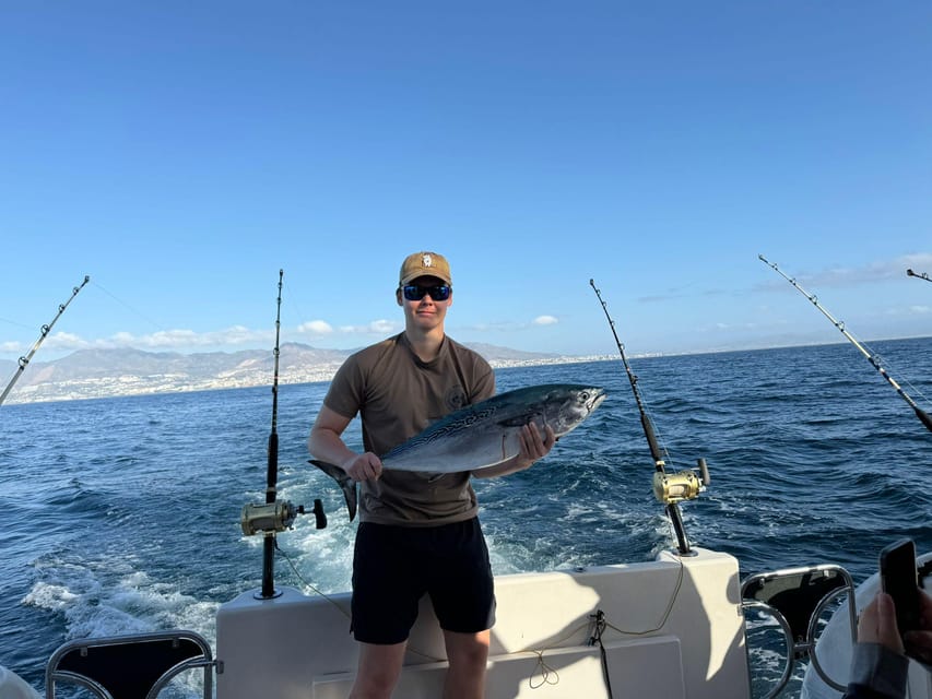Fuengirola: 4h Trolling Fishing Trip with Snacks and Drinks - Where the captain’s choices pay off (marine currents and deeper water)