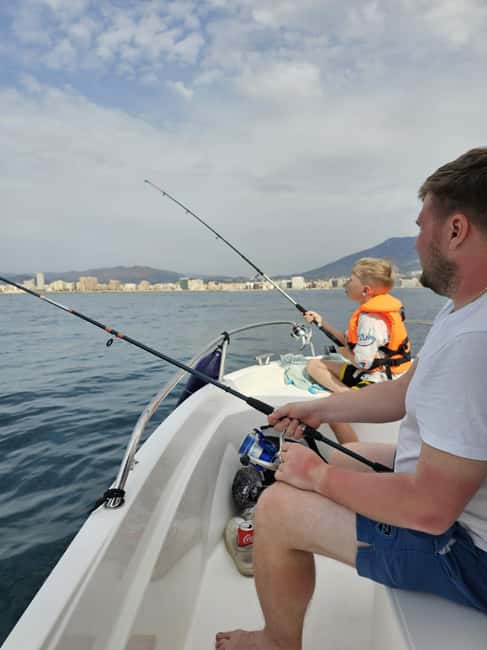 Fuengirola: Fishing Trip with Drinks and Gear - The 4-Hour Flow: Cruise Out, Aperitif/Beer, Then Focused Fishing