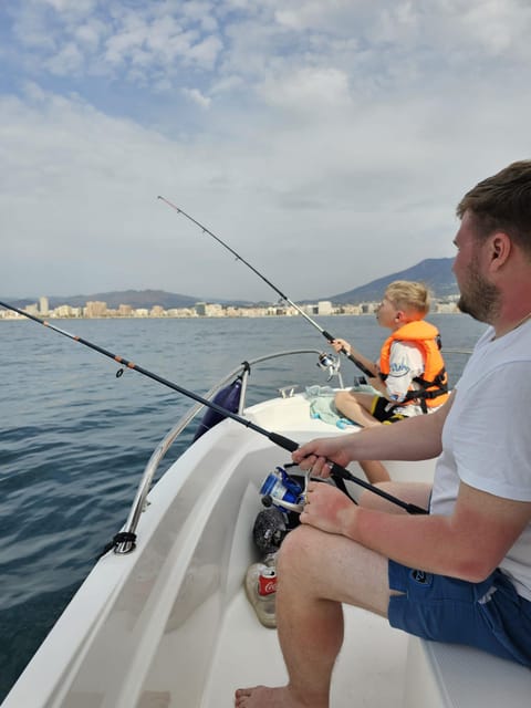 Fuengirola: Fishing Trip with Drinks and Gear - Gear, Licenses, Snacks, and Drinks: The Value Hidden in the Small Details