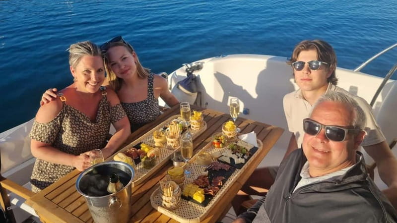 Fuengirola: Sunset Boat Tour - Cocktail Dinner & Champagne - Where You Start: Speedboat Fuengirola and the Timing That Matters