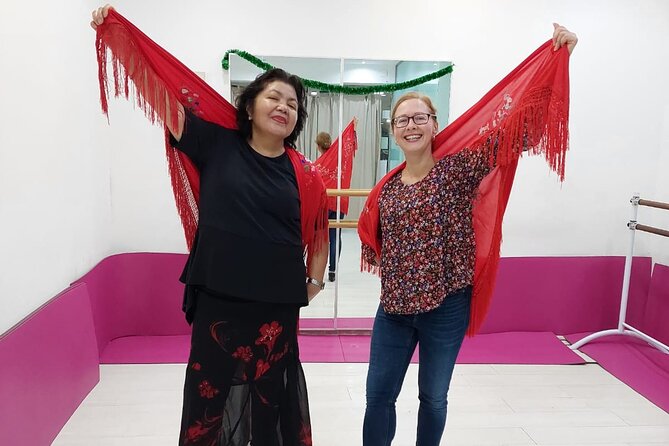 Fun, fast, flamenco: learn to dance flamenco rumba in 45 minutes - Where to Meet in Málaga (and How to Not Lose the Studio)