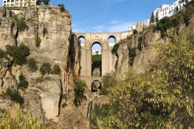 Guided tour of Ronda with an official guide - Starting at Pl. de la Merced: the Tajo and Alameda del Tajo first