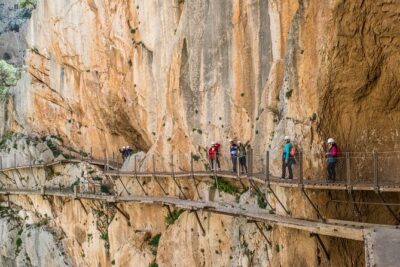 Guided Tour to Caminito del Rey from Malaga - Meet at Av. de Andalucía: the 8:00 am rhythm that keeps the day smooth