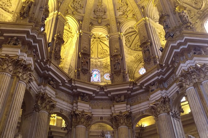 Guided visit to the Cathedral of Malaga and its surroundings - Why La Manquita Matters in Malaga (and how this tour explains it)