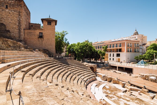 Half-Day Private Taxi Tour to Malaga Historic Center - Malaga Cathedral (La Manquita): a Renaissance build with a practical ticket