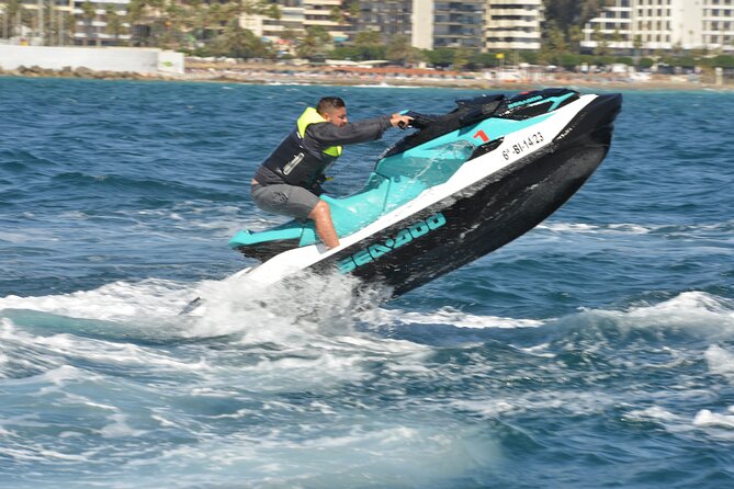 JET SKI TOUR Experience 1 Hour. - Getting on the jet ski without a license (and why that matters)