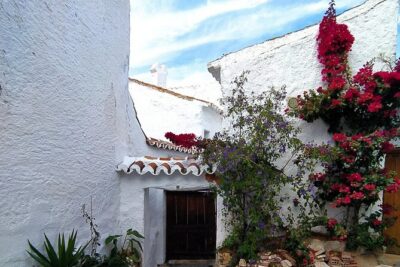 La Axarquia White Villages & Buddhist Stupa - SemiPrivate - Starting from Malaga: how the 10:00 am plan keeps you moving