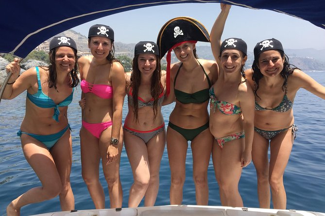 Luxury Yatch trips + Open Bar + Tapas + Paddle Surf + Snorkel - Starting in La Herradura: the meeting point that actually matters