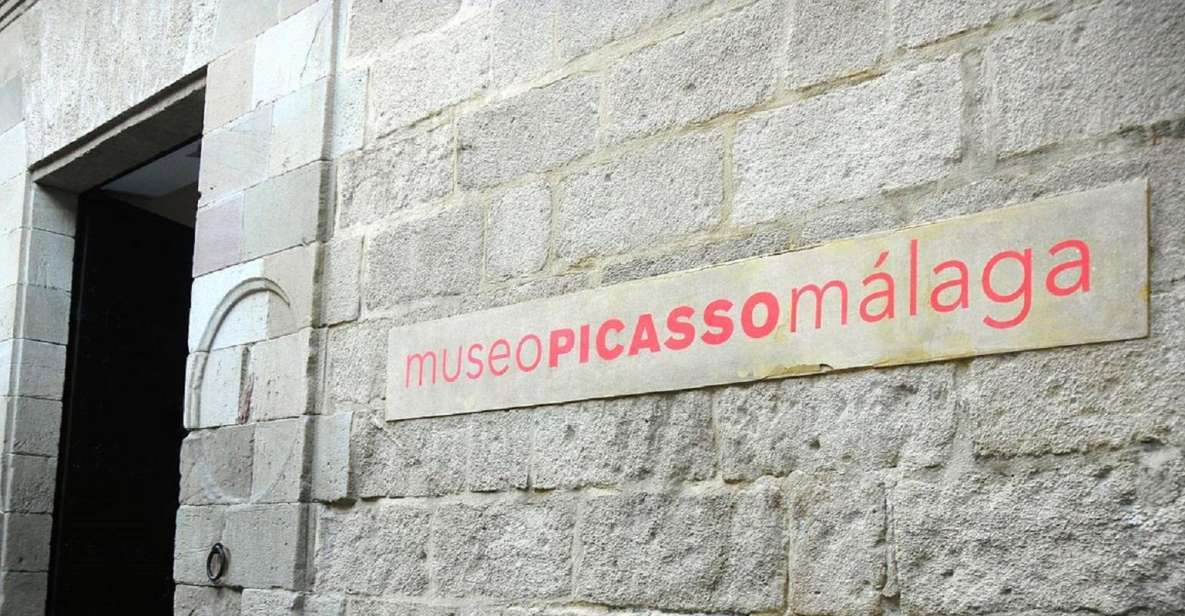 Málaga: 2-Hour Picasso Museum Private Guided Tour - How the guide turns paintings into a Málaga story