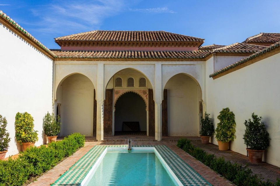 Malaga: Alcazaba and Roman Theatre Private Tour With Tickets - Roman Theatre: ruins you can actually read