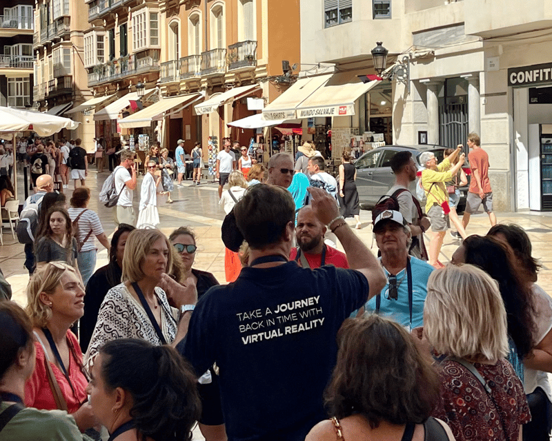 Malaga: Alcazaba, Picasso and more, walking tour with 5 VR experiences ! - Price and timing: a short tour that still feels like a full story