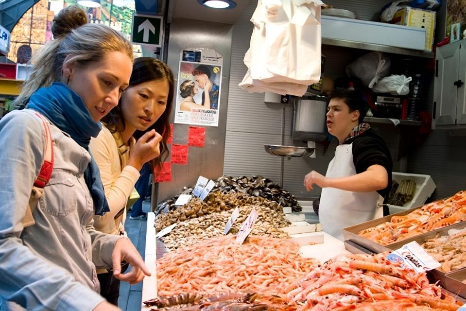 Malaga: Authentic Paella Cooking Class with Sangría - Cooking your own classic Spanish paella