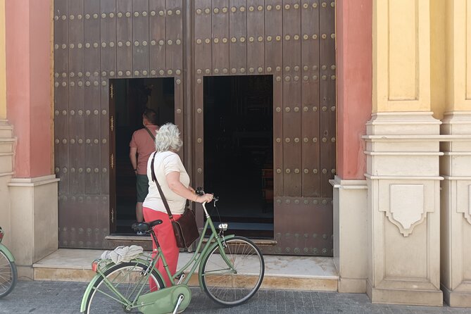 Malaga Bike Tour - Wine & Tapas - Getting Oriented Fast in Malaga’s Old Center