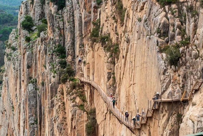 Málaga: Caminito del Rey and Álora Village Tour with Tapas - Caminito del Rey on Foot: 100 meters up, narrow paths, and the bridge
