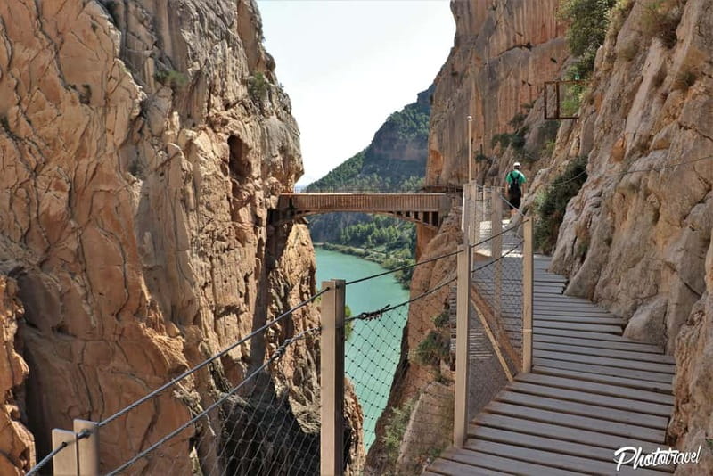 Málaga: Caminito del Rey and Álora Village Tour with Tapas - Tapas Lunch Timing: recover first, then enjoy