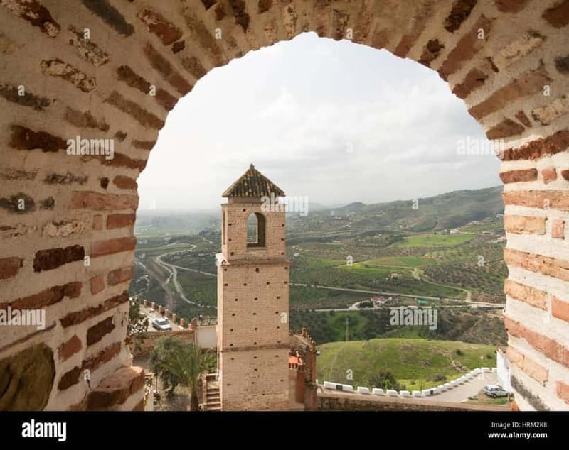Málaga: Caminito del Rey and Álora Village Tour with Tapas - Who should book this tour