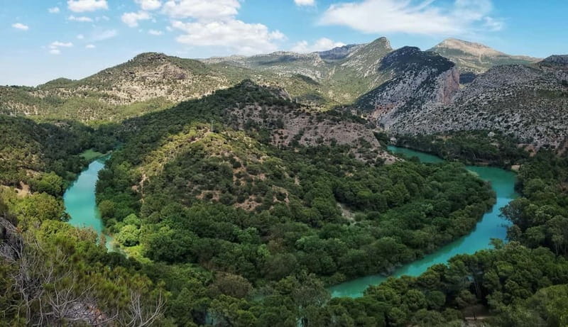 Málaga: Caminito del Rey and Álora Village Tour with Tapas - Bus Ride to Álora: a simple way to escape the city