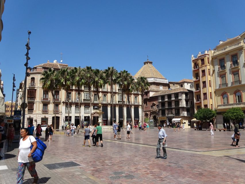 Malaga: City Center Walking Tour with Tapas Food Tastings - Private Group Feel: Better Questions, Better Tempo
