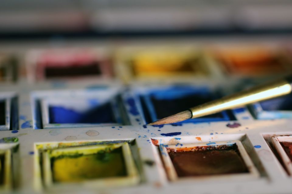 Malaga: Drawing & Painting Lesson Outdoors - Techniques You’ll Practice With Real Supplies (Not Just Theory)
