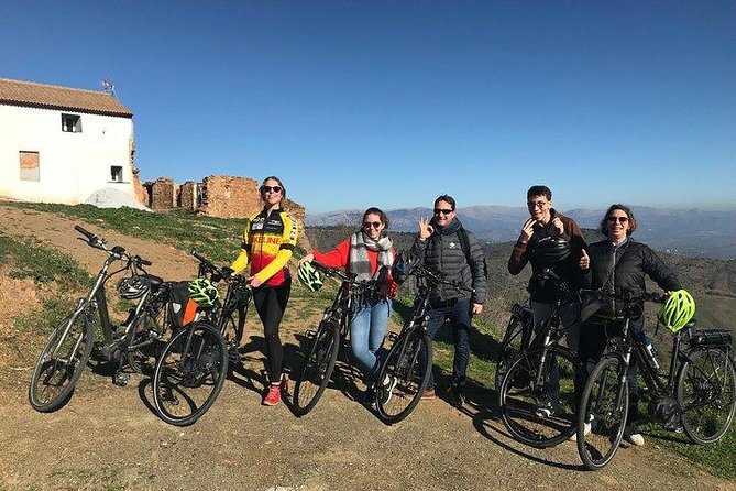 Malaga Highest Peak E-Bike Tour: White Village Olias and El Palo - The route length and fitness reality: what to expect from 3 to 4 hours