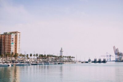 Málaga: Highlights, Old Town & Viewpoint Walking Tour - Old Town Core Stops: Cathedral Area, Picassos, and Santiago