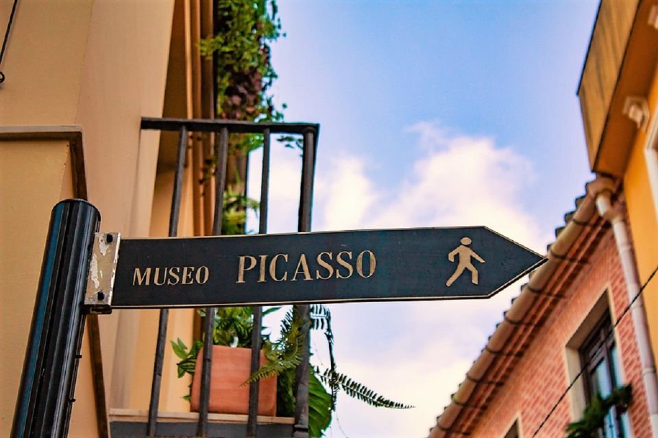 Malaga: History of Picasso Guided Walking Tour - Plaza de la Merced to Church of Santiago: Family Ties in Real Space