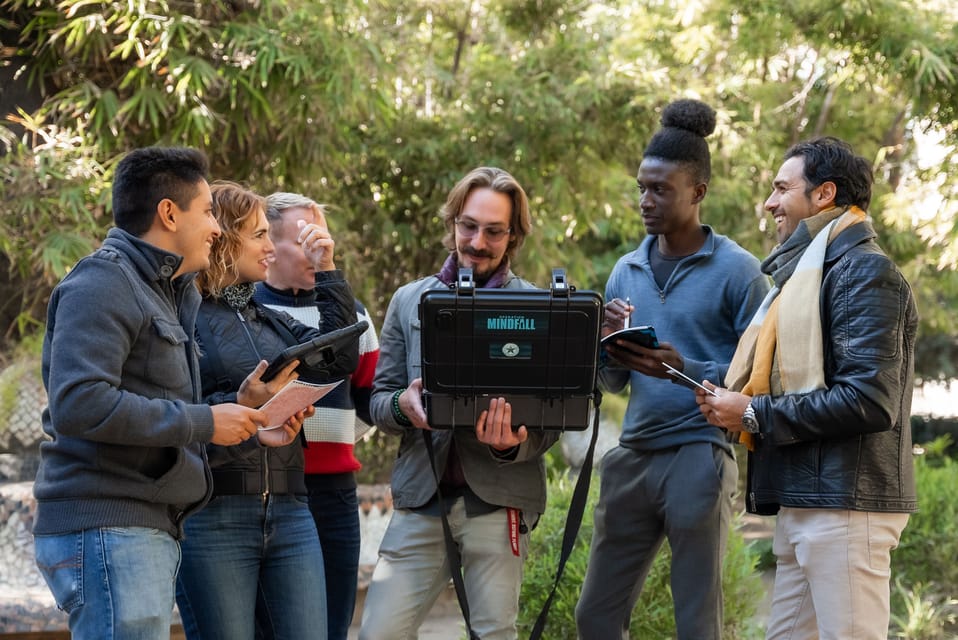 Malaga: Outdoor Escape Game Operation Mindfall - Mindfall in Málaga: an iPad-led outdoor escape game with a serious story