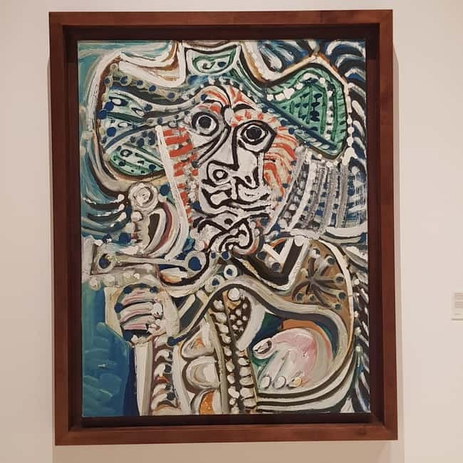 Malaga: Picasso Museum Tour Expert Art Guide, entrance fee included - Key things you’ll notice on this Picasso Museum experience