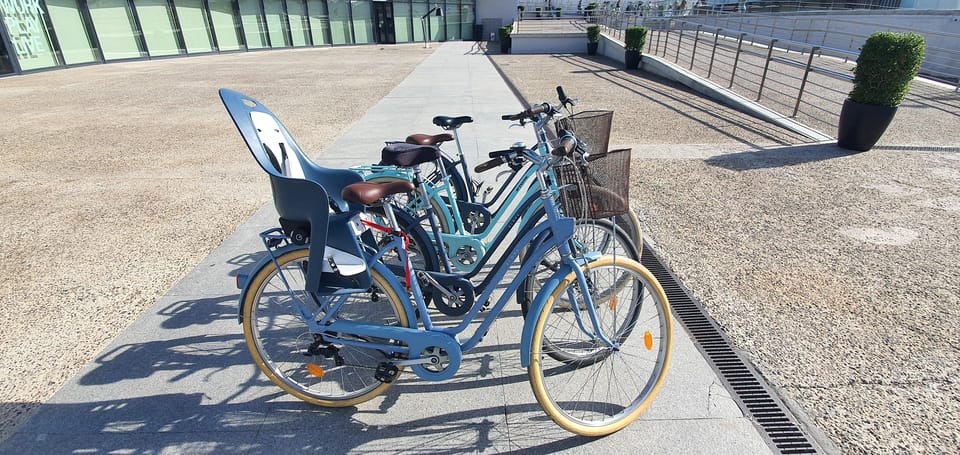 Malaga: Private Bike Rental - Picking up your bike at QQ Bikes (the part that sets the tone)