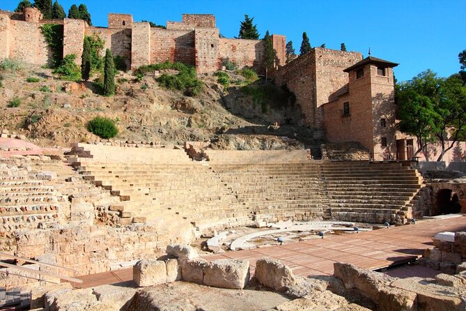 Málaga: Private Sightseeing Treasure Hunt - Key moments to know before you go